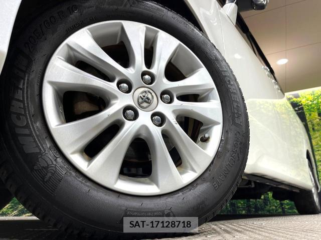 Toyota NOAH 2011-08 8817697-13