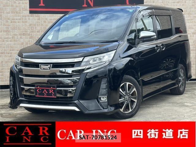Toyota NOAH 2017-10 8817802-0