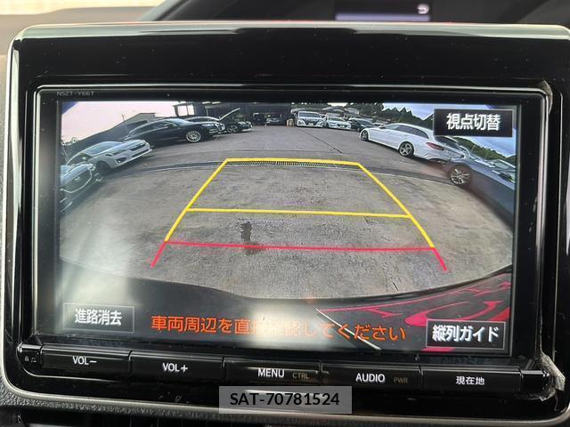 Toyota NOAH 2017-10 8817802-11