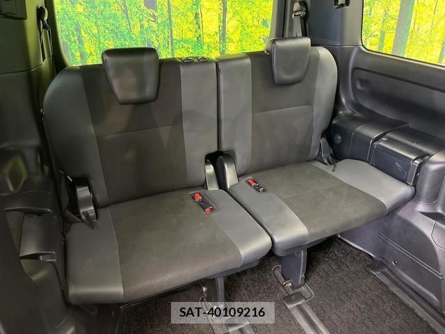 Toyota NOAH 2019-08 8817805-9