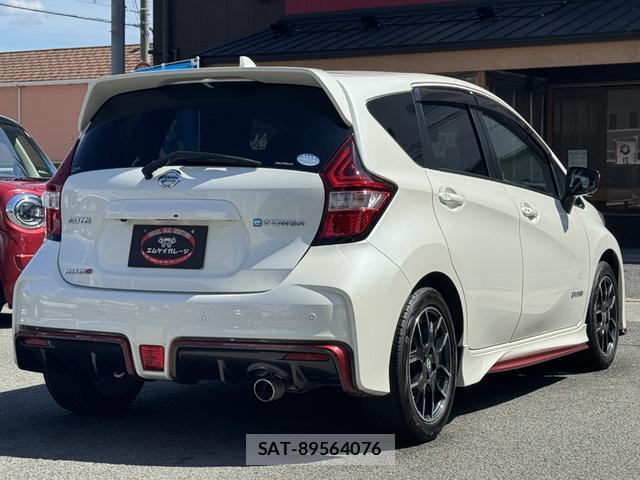 Nissan NOTE 2017-05 8812523-1