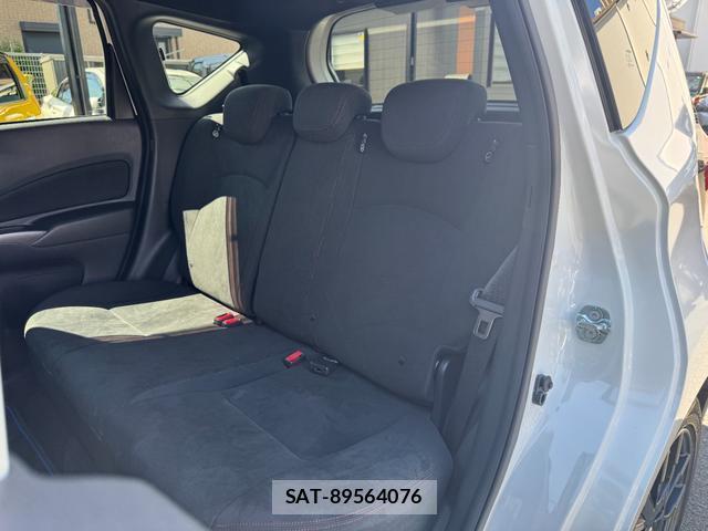 Nissan NOTE 2017-05 8812523-17
