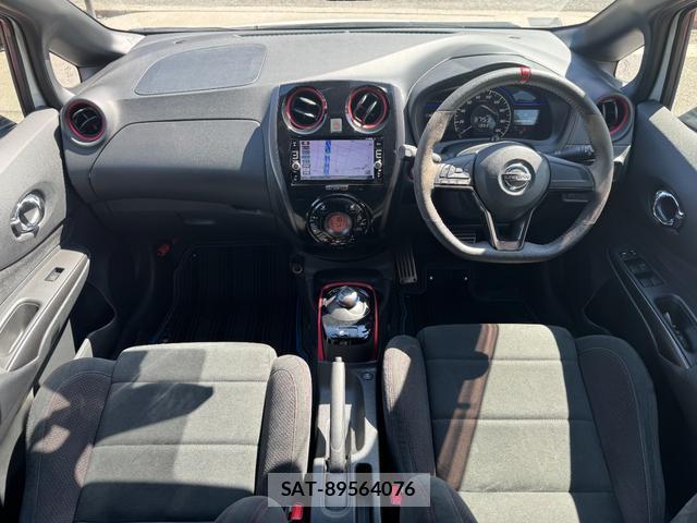 Nissan NOTE 2017-05 8812523-7