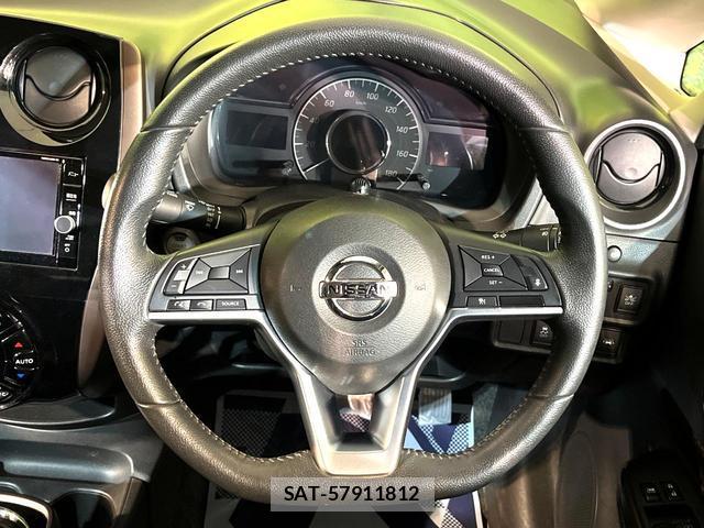 Nissan NOTE 2018-11 8812875-10