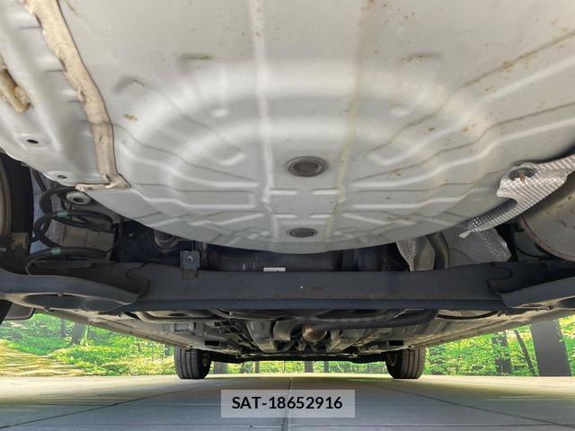 Nissan NOTE 2017-03 8812880-18