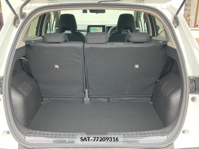 Nissan NOTE 2022-03 8812936-9