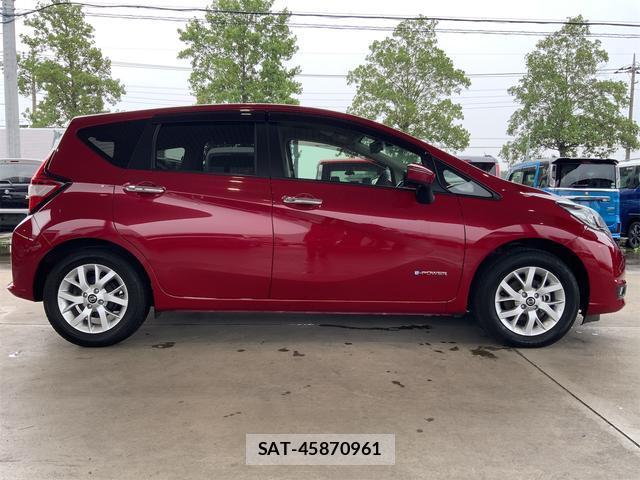 Nissan NOTE 2019-11 8813022-3