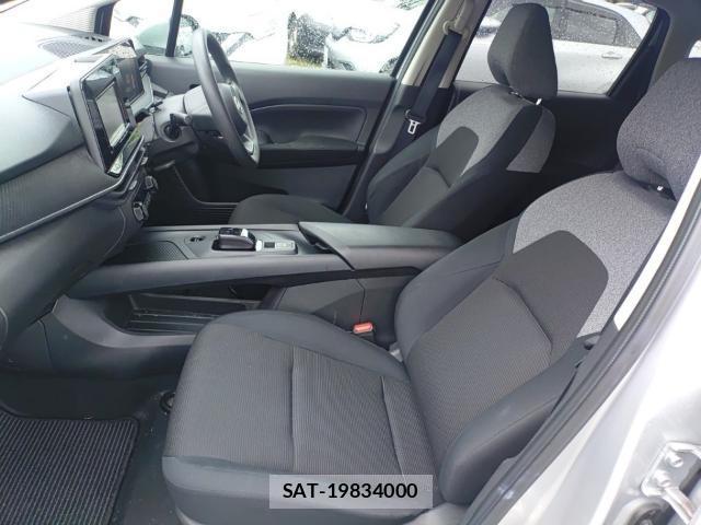 Nissan NOTE 2021-08 8813767-15