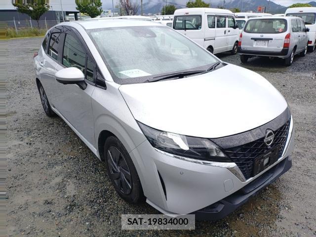 Nissan NOTE 2021-08 8813767-3