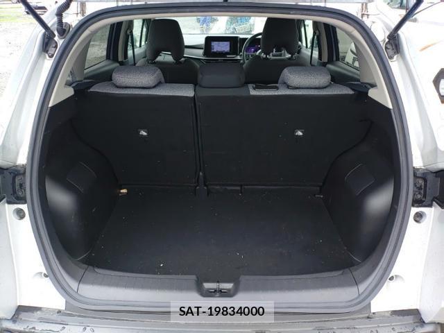 Nissan NOTE 2021-08 8813767-7