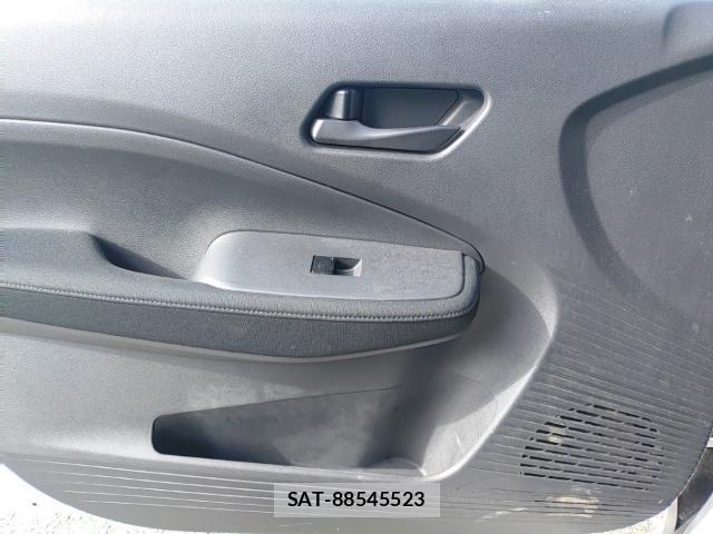 Nissan NOTE 2021-09 8813773-12