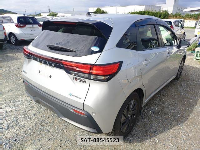 Nissan NOTE 2021-09 8813773-4