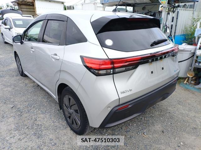 Nissan NOTE 2021-09 8813786-5