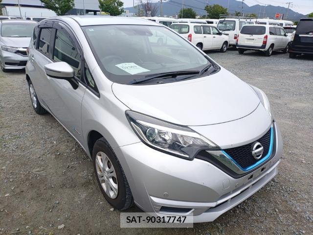 Nissan NOTE 2018-09 8813791-3
