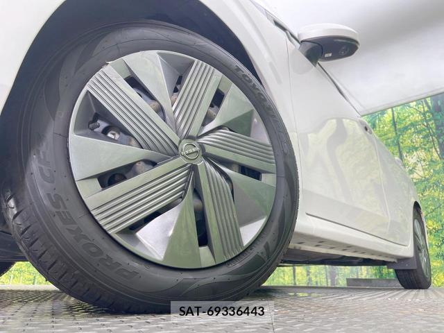 Nissan NOTE 2022-04 8813988-12