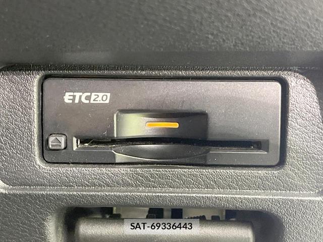 Nissan NOTE 2022-04 8813988-6