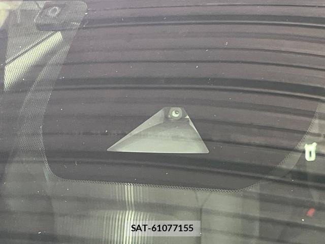 Nissan NOTE 2022-11 8814185-4