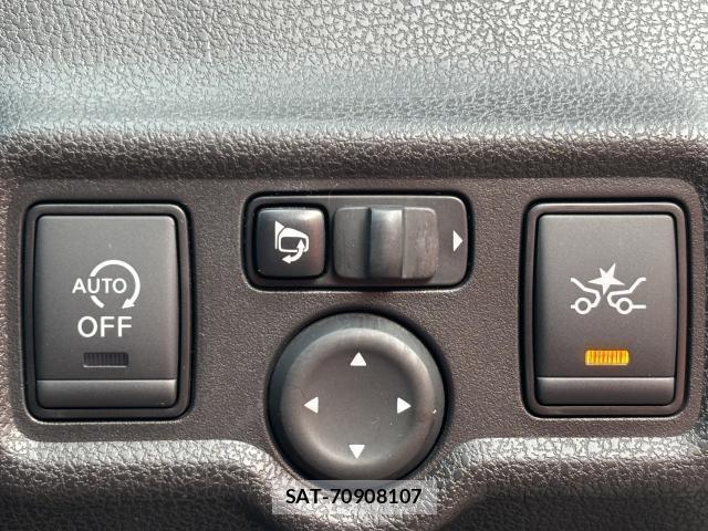 Nissan NOTE 2016-09 8814265-11