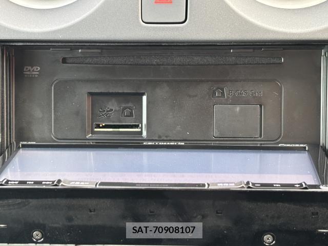 Nissan NOTE 2016-09 8814265-3