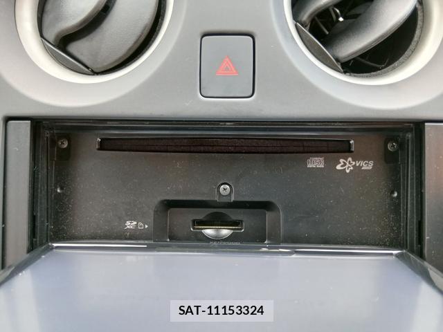 Nissan NOTE 2021-07 8814281-17