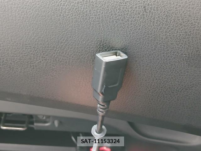 Nissan NOTE 2021-07 8814281-18