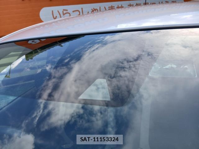 Nissan NOTE 2021-07 8814281-3
