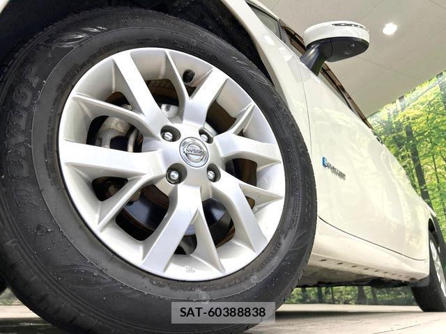 Nissan NOTE 2016-12 8814305-12