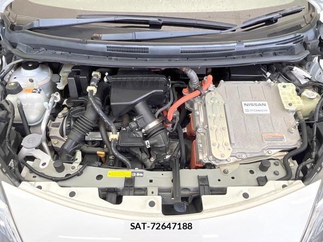 Nissan NOTE 2017-10 8814586-17