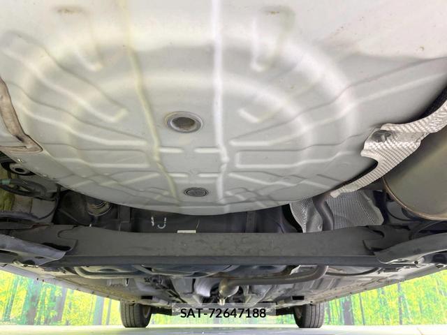 Nissan NOTE 2017-10 8814586-18