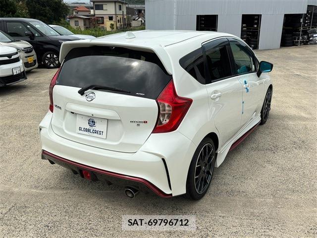 Nissan NOTE 2015-02 8814727-14