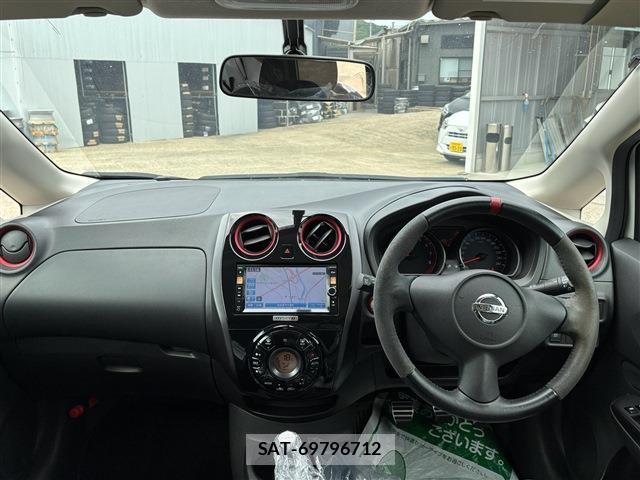 Nissan NOTE 2015-02 8814727-2
