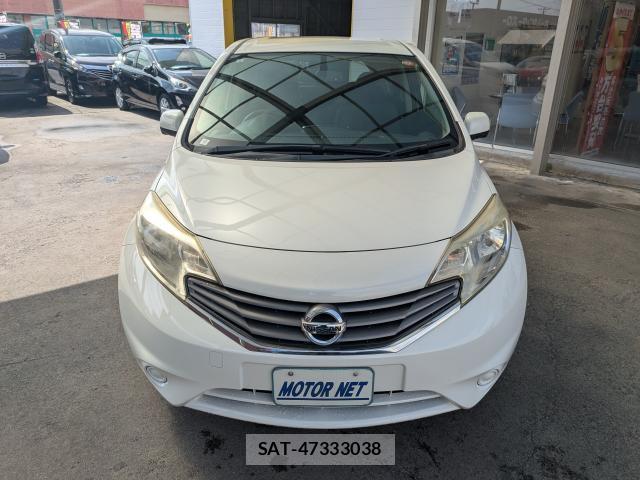 Nissan NOTE 2013-09 8814926-12
