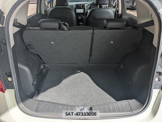 Nissan NOTE 2013-09 8814926-15