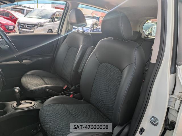 Nissan NOTE 2013-09 8814926-5
