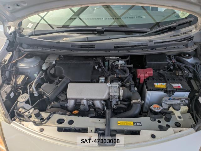 Nissan NOTE 2013-09 8814926-7