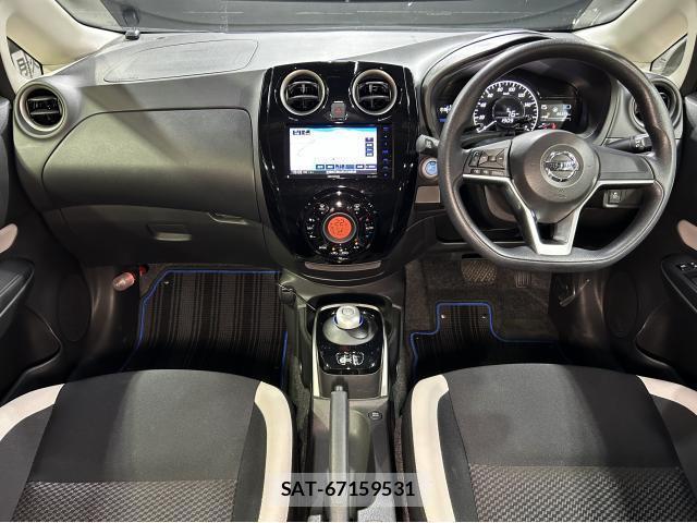 Nissan NOTE 2018-08 8814947-1