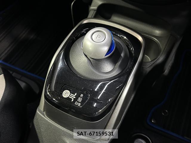 Nissan NOTE 2018-08 8814947-19
