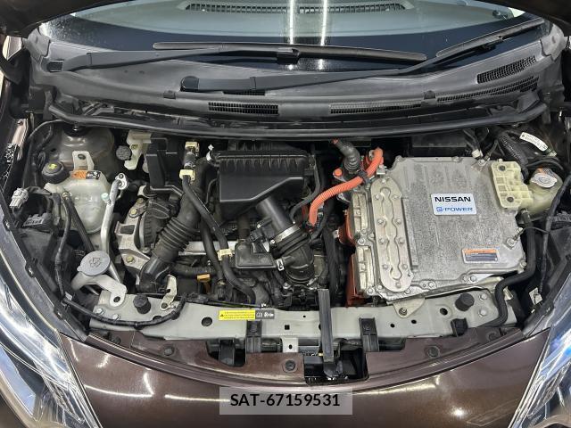 Nissan NOTE 2018-08 8814947-9