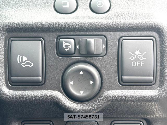 Nissan NOTE 2017-11 8815004-4