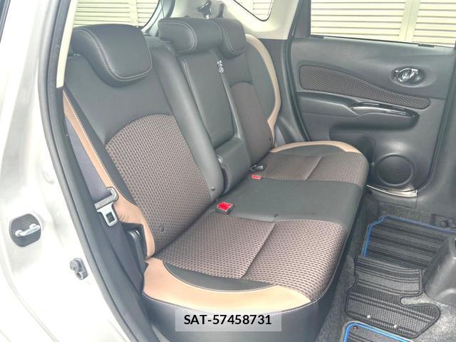 Nissan NOTE 2017-11 8815004-8