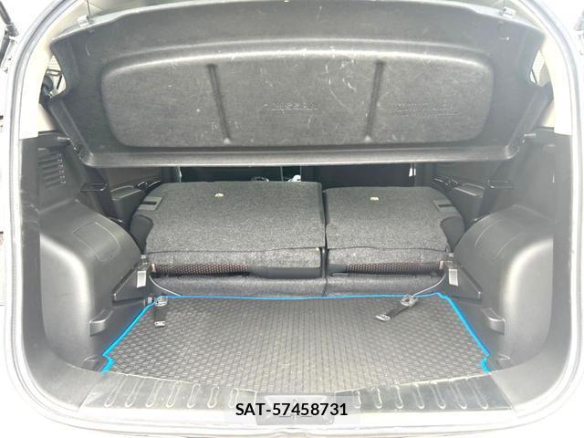 Nissan NOTE 2017-11 8815004-9