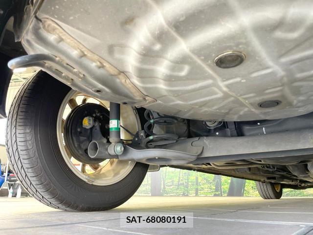 Nissan NOTE 2019-02 8815189-19