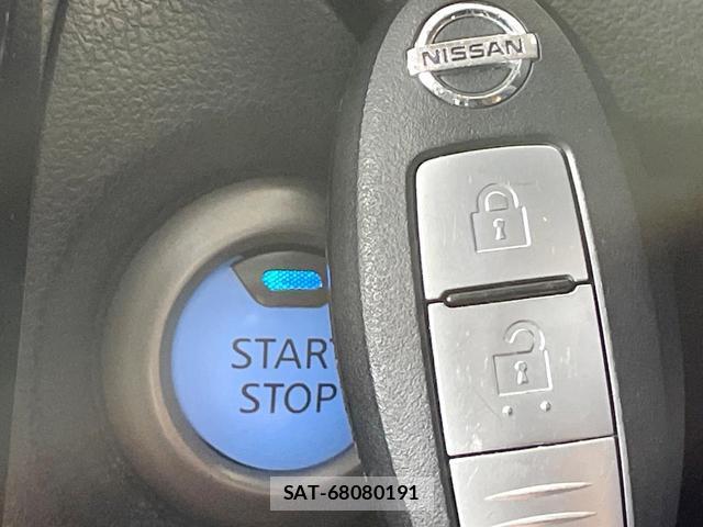 Nissan NOTE 2019-02 8815189-5