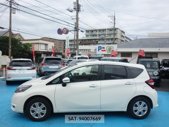 Nissan NOTE 2017-07 8815294-19