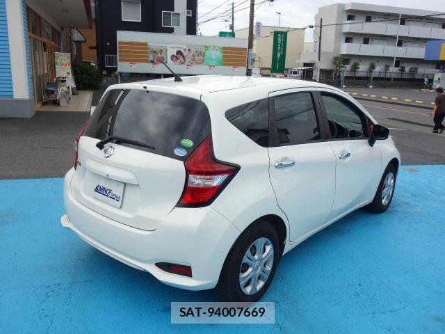 Nissan NOTE 2017-07 8815294-3