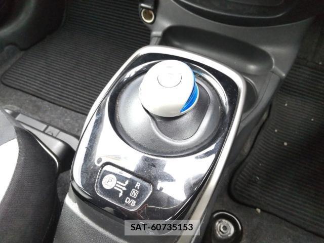 Nissan NOTE 2019-09 8815309-11