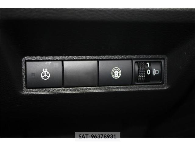 Nissan NOTE 2021-09 8815781-6