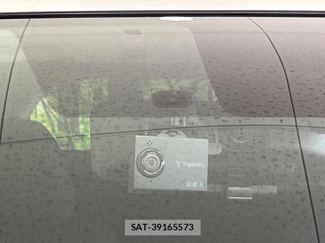 Nissan NOTE 2020-09 8815793-6