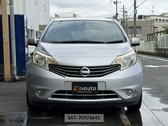 Nissan NOTE 2014-02 8815843-11