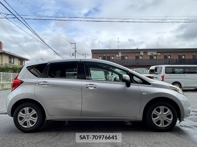 Nissan NOTE 2014-02 8815843-13